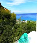 Enilion Luxury Apartment *