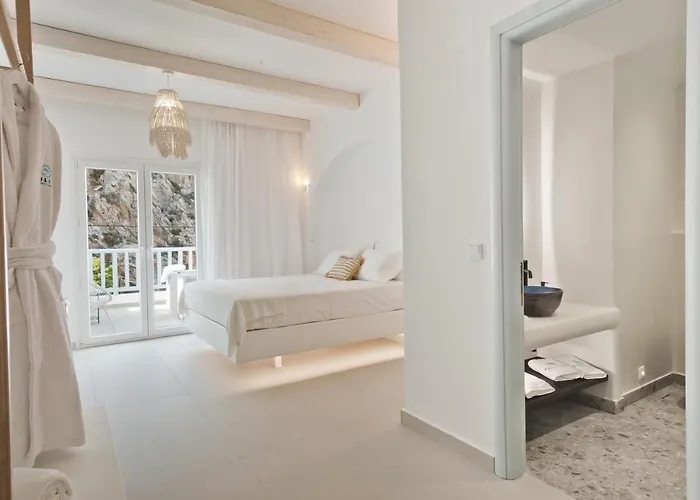 Enilion Luxury Kyra Panagia