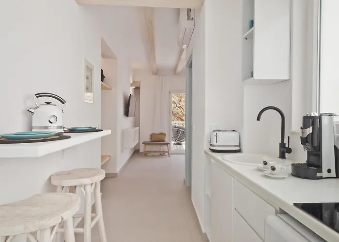 Enilion Luxury Apartament Kyra Panagia