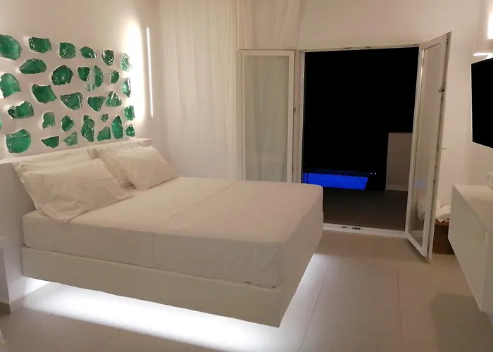 Enilion Luxury Apartament Kyra Panagia