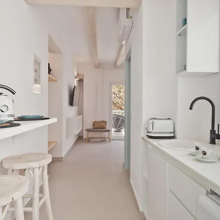 Enilion Luxury Apartman Kirá Panajá
