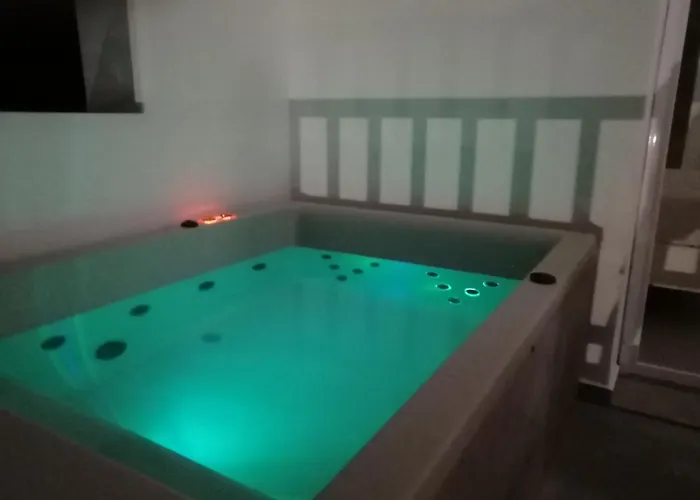 Enilion Luxury * 키라파나기아